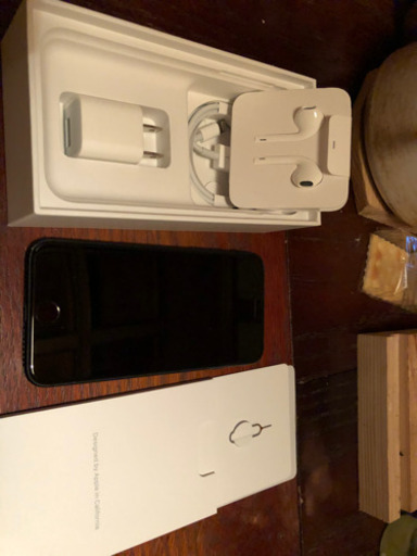 iPhone7 32G キャリアau 2台まとめて30000円