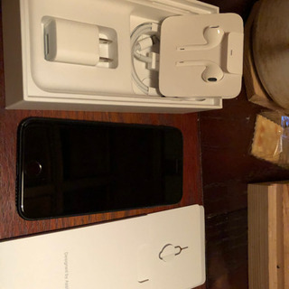 iPhone7 32G キャリアau 2台まとめて30000円の画像