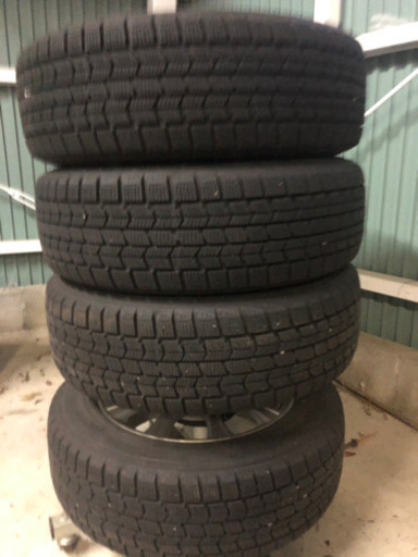 フィット　スタッドレス　中古　格安　