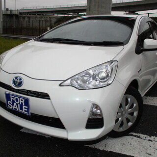 12か月保証付き【中古車　神奈川県厚木市金田】H26年 アクア　...