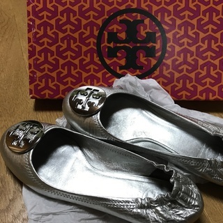 TORY BURCH トリーバーチ　フラットパンプス　サイズ７（...