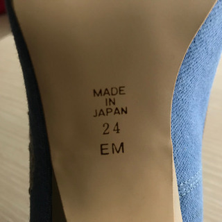 Diana 刺繍パンプス 24.0cmの画像