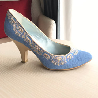 Diana 刺繍パンプス 24.0cm