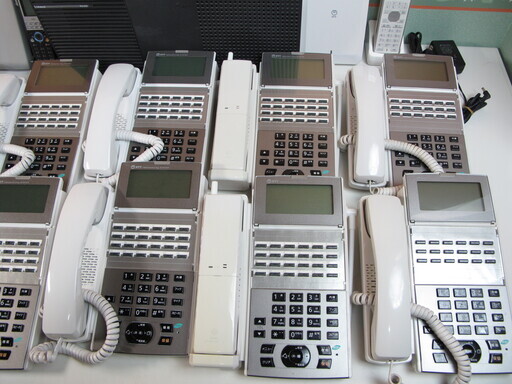 値下げしました。NTT 2015年式 中古ビジネスホンセット 台数変更可能　工事も承ります　その１