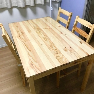 テーブル