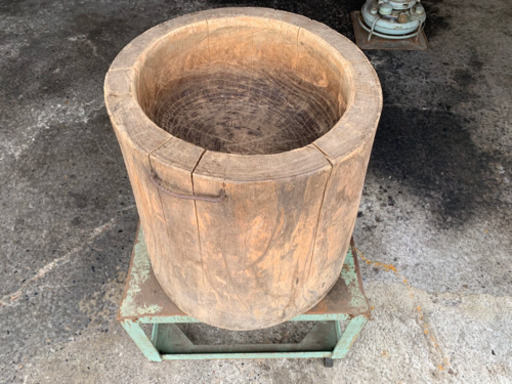 お正月　餅つき　きね　と　うす