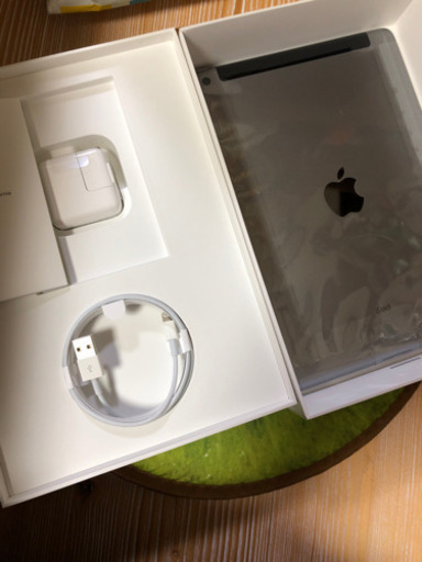 【新品未使用】iPad第6世代Wi-Fi＋セルラーモデル32GB【値下げしました】