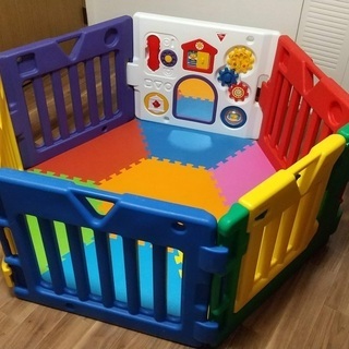 【ベビーサークル】日本育児 ミュージカルキッズランドDX（専用‪マット付）の画像