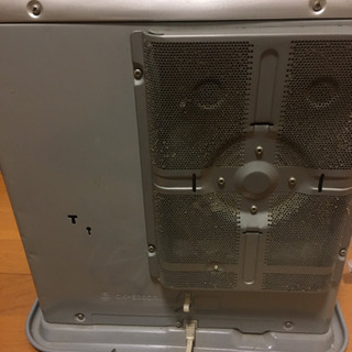 石油ファンヒーター　SHARP OK-S36CR 中古　可動品　電池式灯油入れ付きの画像