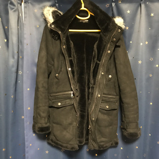 GILEVANS コートとニットのセットの画像