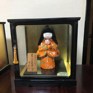 ケース入り日本人形 
