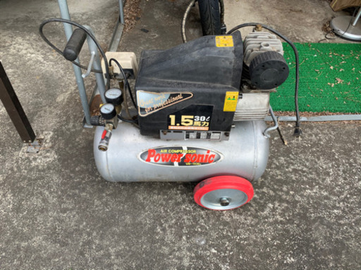 エアコンプレッサー　1.5馬力