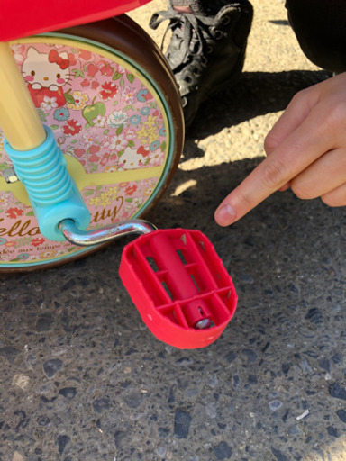 【未使用】【訳あり】三輪車　ハローキティ