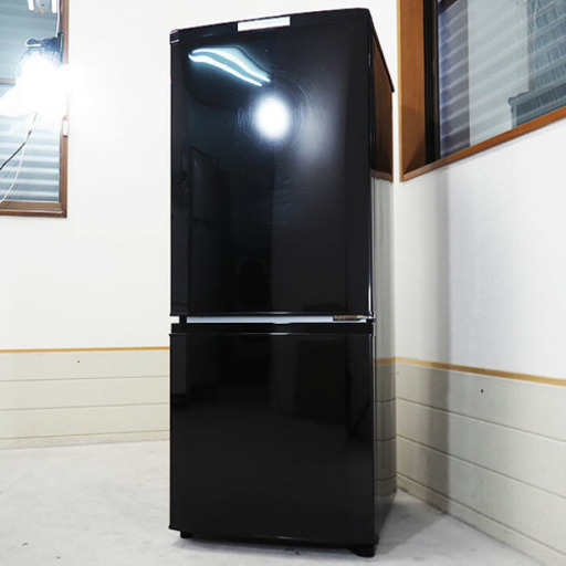 【引っ越しが近いためお値段下げしました。冷蔵庫 Pシリーズ 146L サファイアブラック  MR-P15Y-B