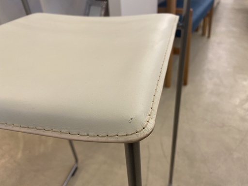 カウンターチェア スツール 桜田工業 白 中古品①