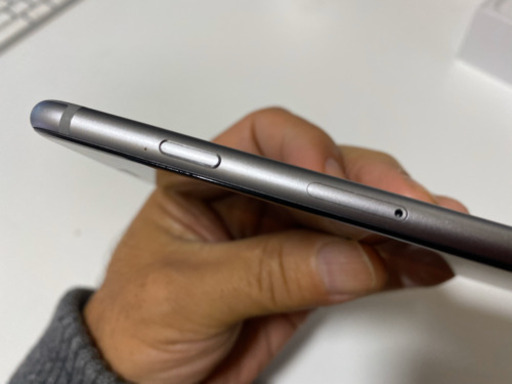 iPhone 6 Plus Space Gray 128 GB Softbank　美品　未使用付属品　値下げしました！