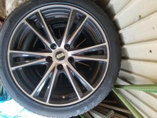 (2019.12月現在商談中)18インチタイヤ付きホイール