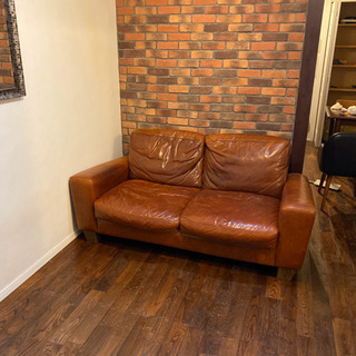 アクメファーニチャー Acme furniture定価25万2人掛けレザーソファ