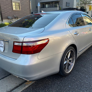 LS460 バージョンS 20インチアルミ　サンルーフ革シートの画像