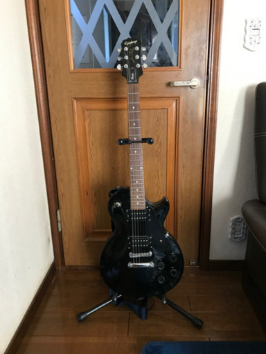 エレキギター　Epiphone Les Paul Studio Ebony 