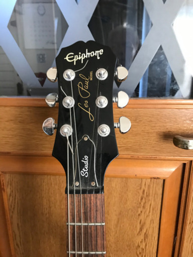 エレキギター　Epiphone Les Paul Studio Ebony