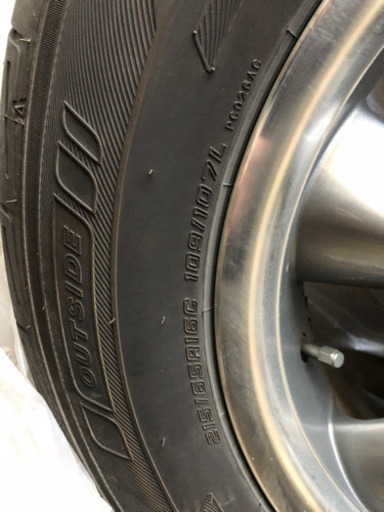 ハイエース　タイヤホイール