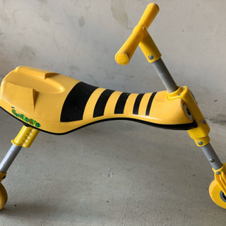 ペダルなし三輪車　折りたたみ可能