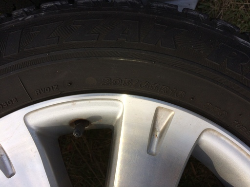 10系　アルファード純正アルミホイール　BS 205/65R16 スタッドレスタイヤ4本セット　