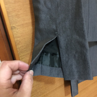 【値下げしました】グレーのスーツの画像