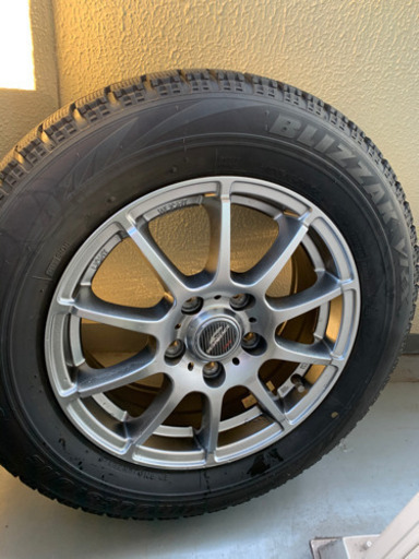 ノアに付けてたスタッドレスタイヤホイール