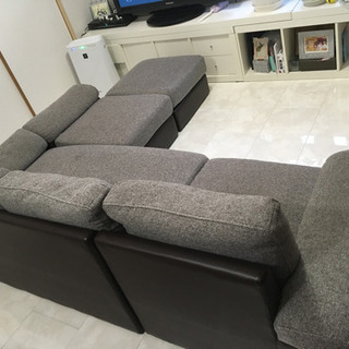 引き取り限定、ソファーあげます。