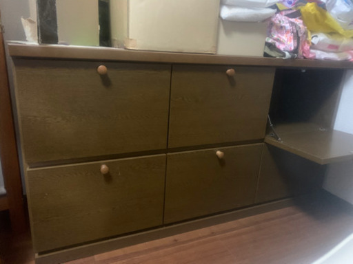 お洒落な見せ家具❣️扉付収納Box ☆居間に置けます☆プロフ見てネ