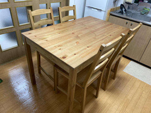 IKEA ダイニングテーブル