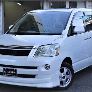 ⭐誰でも車がローンで買える⭐🚗自社ローン専門店🚗ノア Ｘ パール