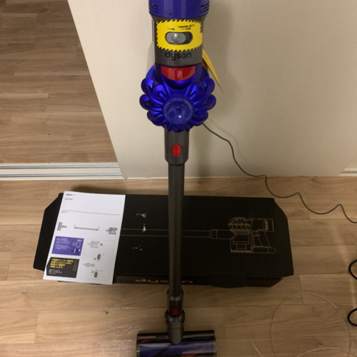 《希望価格をお伝え下さい！》《一刻も早く売りたい❗️》dyson V7 【急募】※早い者勝ち❗️