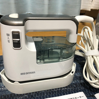 アイリスオーヤマ　衣類スチーマーの画像