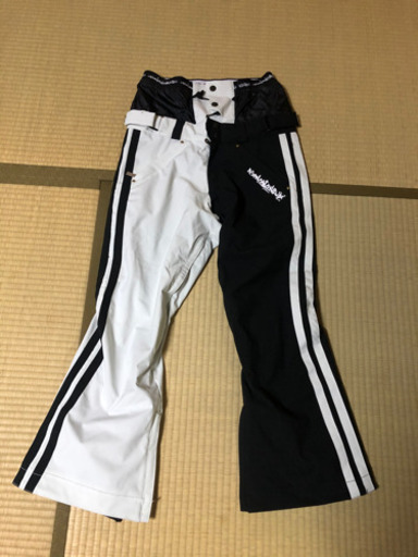 最終値下げ！送料無料！ACC ウエア　パンツ　未使用品　メンズSサイズ　スノーボード