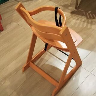 子ども 食事 椅子の画像