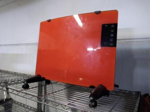 静かでクリーンな暖房機　ガラスパネルヒーター　PH-1330　リモコン無し\n\n