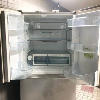 大容量！6ドア冷凍冷蔵庫471Lの画像