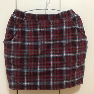 赤チェックスカート 裏地もこもこ！