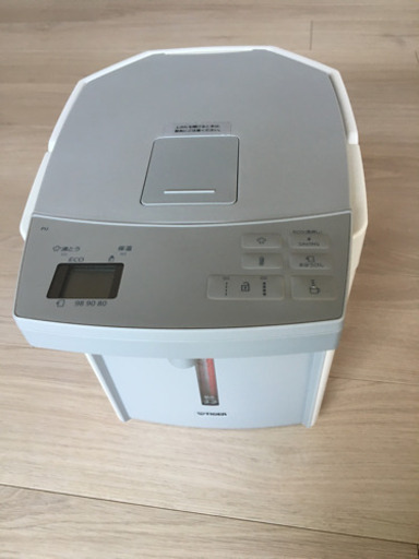 【価格交渉可能】電気ポット　2.2L ほぼ新品　説明書有り！