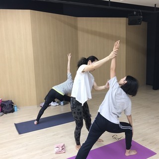 【12月14日(土)スターツおおたかの森ホールにてヨガレッスン】の画像