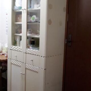 キッチンキャビネット無料/ Kitchen Cabinet  FREE
