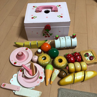 【値下げしました！】マザーガーデン★野いちごおままごと★スィーツカフェボックスの画像