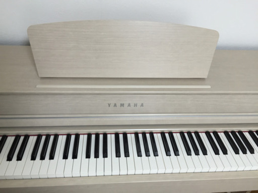 中古クラビノーバ　CLP535  椅子・ヘッドフォン付き