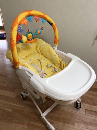 combi ベビーラック ネムリラjoy