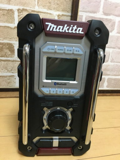 マキタ現場ラジオ限定色の新品