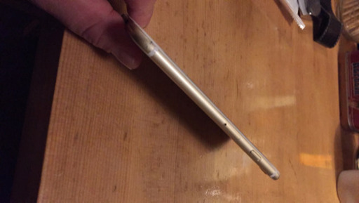 au iPhone6 64GB 