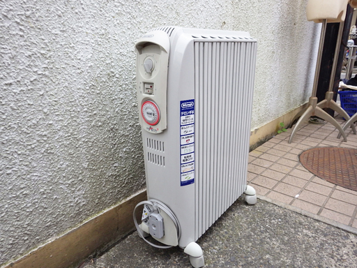 値下げ！！ デロンギ Delonghi ドラゴン3 DORAGON3 オイルヒーター 暖房器具 1500W